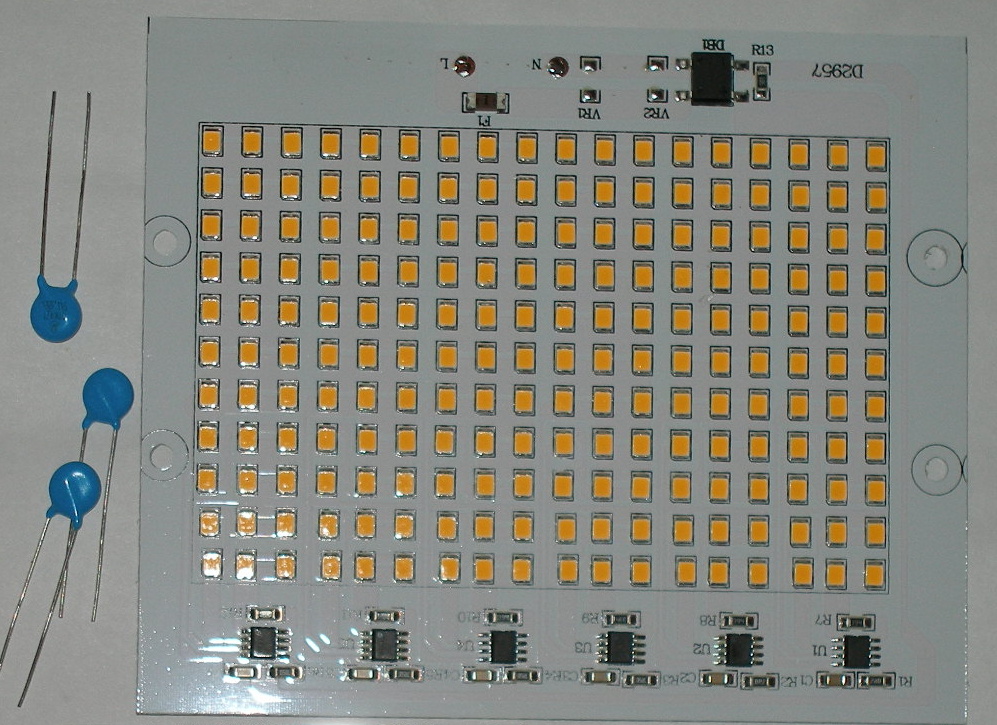 100 Вт Led (198 led).JPG