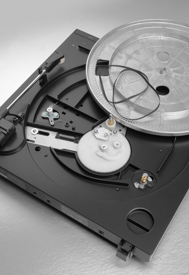 Audio-Technica_AT-LP60-XBT_081.jpg