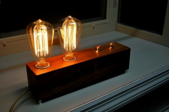 ST19 Vintage Bulb.jpg