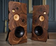 Field-coil-loudspeaker-phantom-luxury-elm-cookie-treehaus-audiolab-01.jpg