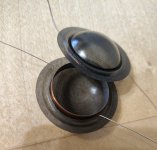 photostudio_1772535710014.jpg