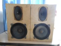 0004-min.jpg
